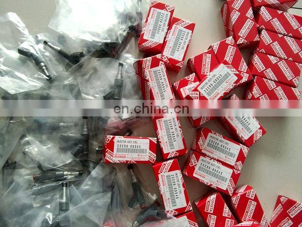 Fuel Injector 23209-09045/23250-09045/23250-75100 Auto Spare Parts
