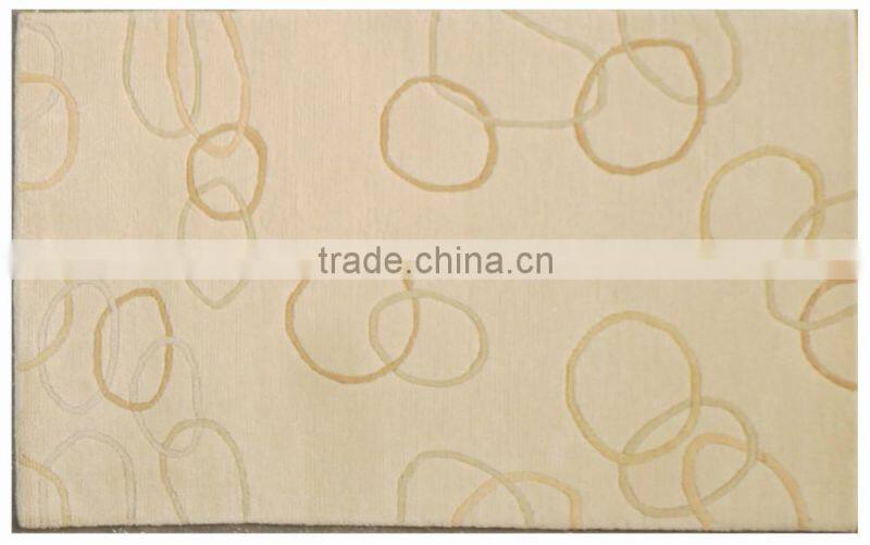 Flower and bird pattern carpet