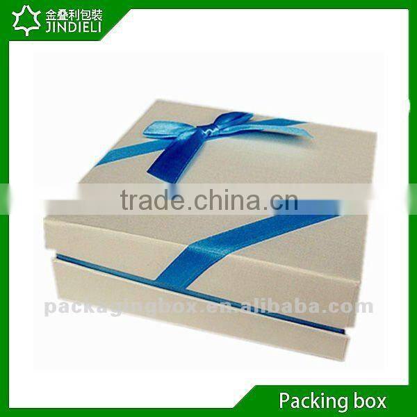 custom gift box packaging china