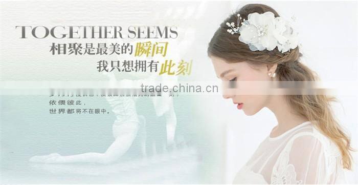 Latest design fashion gold plated jewelry zinc alloy rhinestone elephant charm bracelet