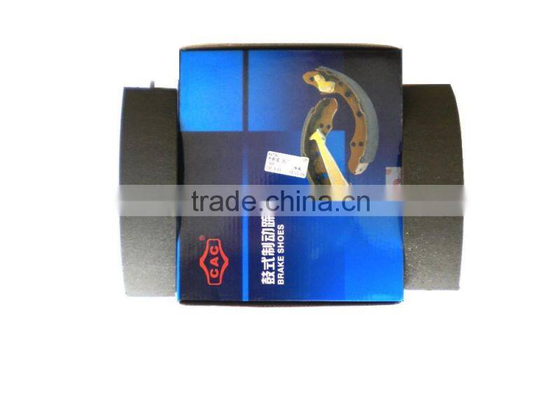 Auto hand brake shoes QINGLING 700P auto truck hand brake pad Huamei original brake rubber QINGLING light truck auto spare parts