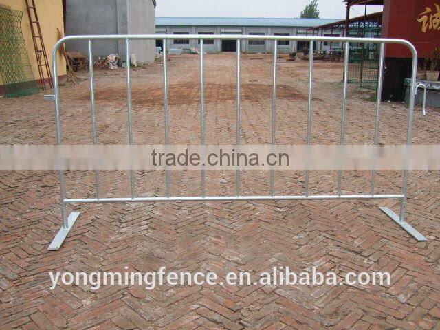 Metal crowd control barrier holder