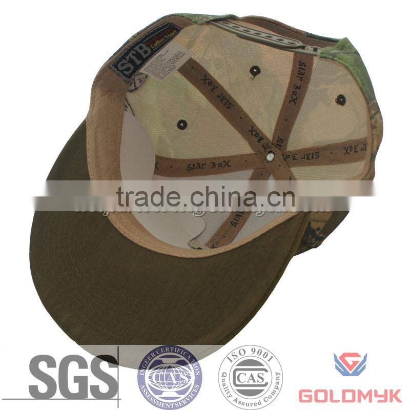 Hunting camo cap in flat brim style with embroidery logo