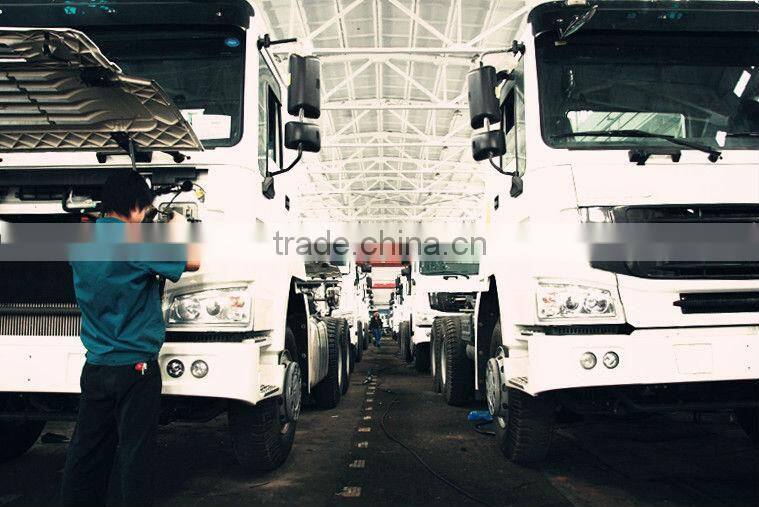 Sinotruk HOWO 8x4 Hook lift garbage truck for sale