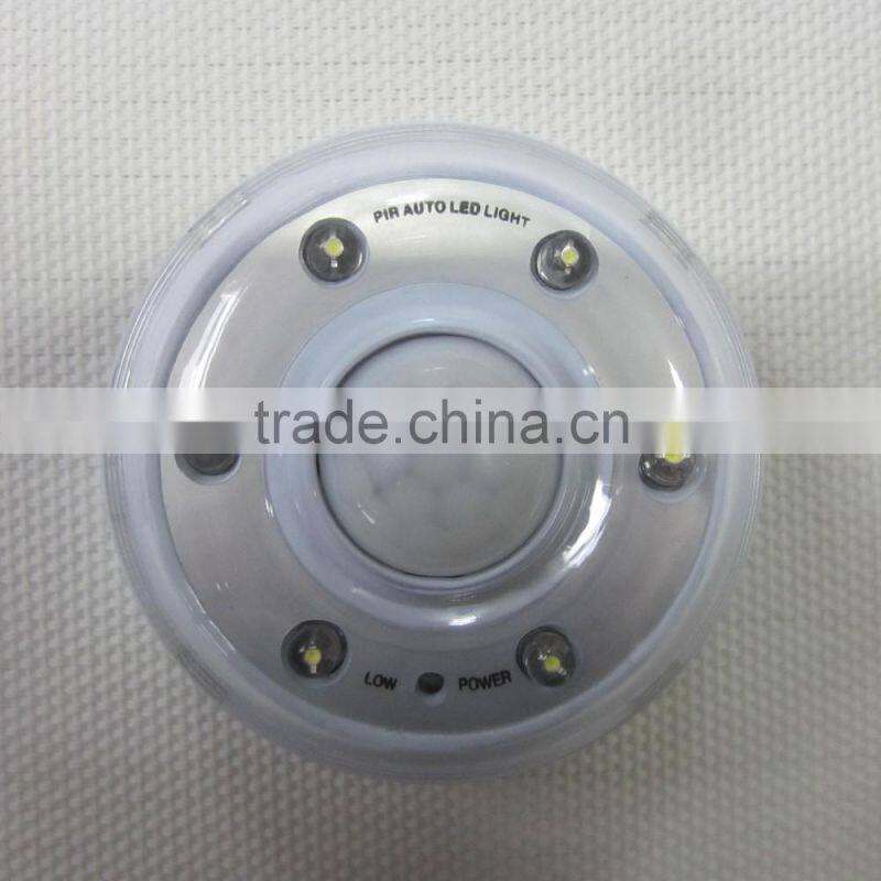 Motion Activated 6 LED Wall Sense Light With Magnet Base