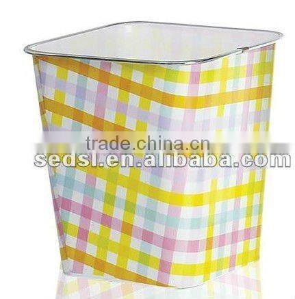 square plastic trash bin,bin,rabbish can,waste bin