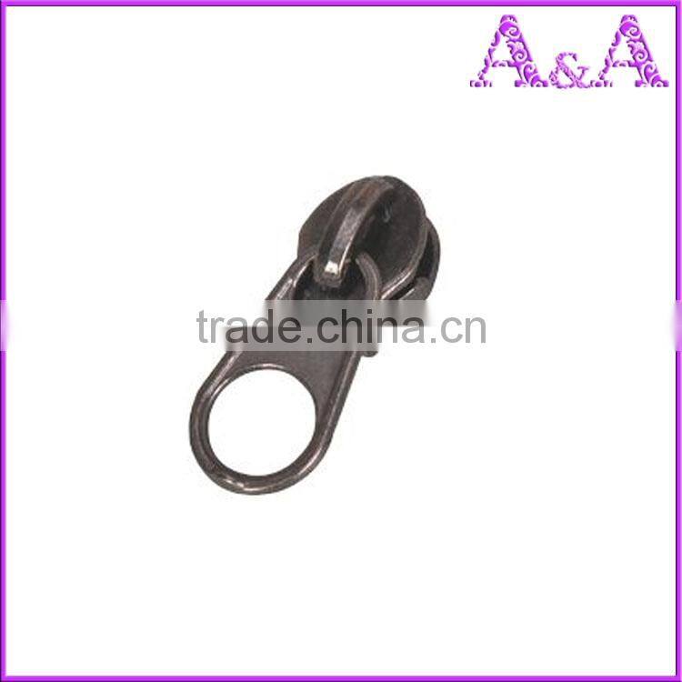 A quality grade wholesale electroplate A/L nylon zipper slider with beautiful puller for different style customized is welcomed