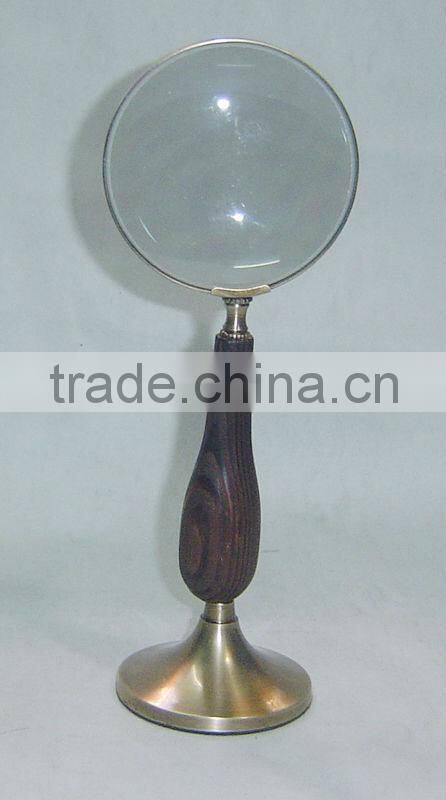 Magnifying Glass with stand