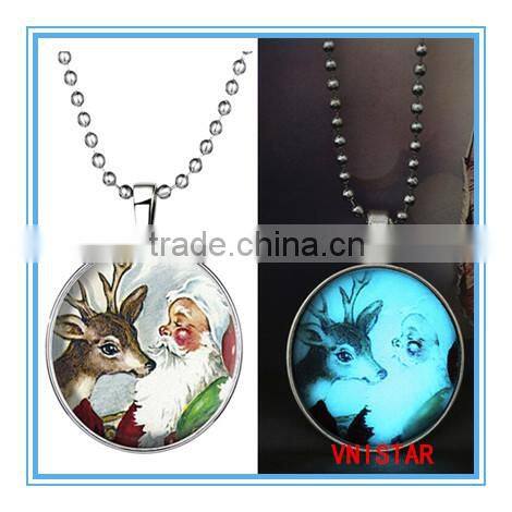 Vnistar wholesale Latest Christmas jewelry Luminous necklace lovely cat pendent for party VN023