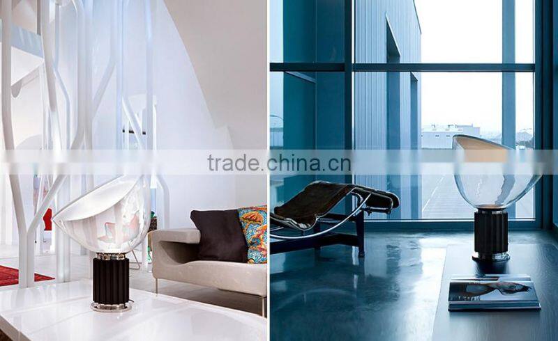 Modern Silver Aluminum Floor Lamps 60W UL Lighting for Hotel Rooms