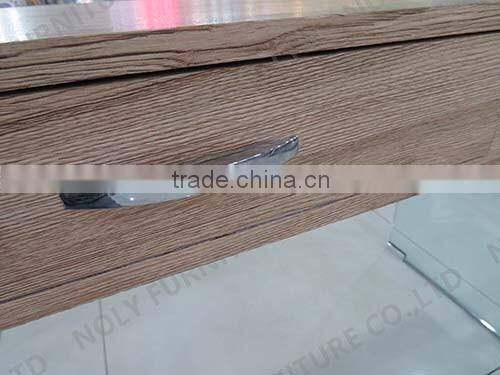 High Quality CT-173 Bent tempered glass square Corner coffee table with single metal base