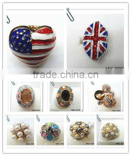 2013 Newest Crystal Stones Skull Ring