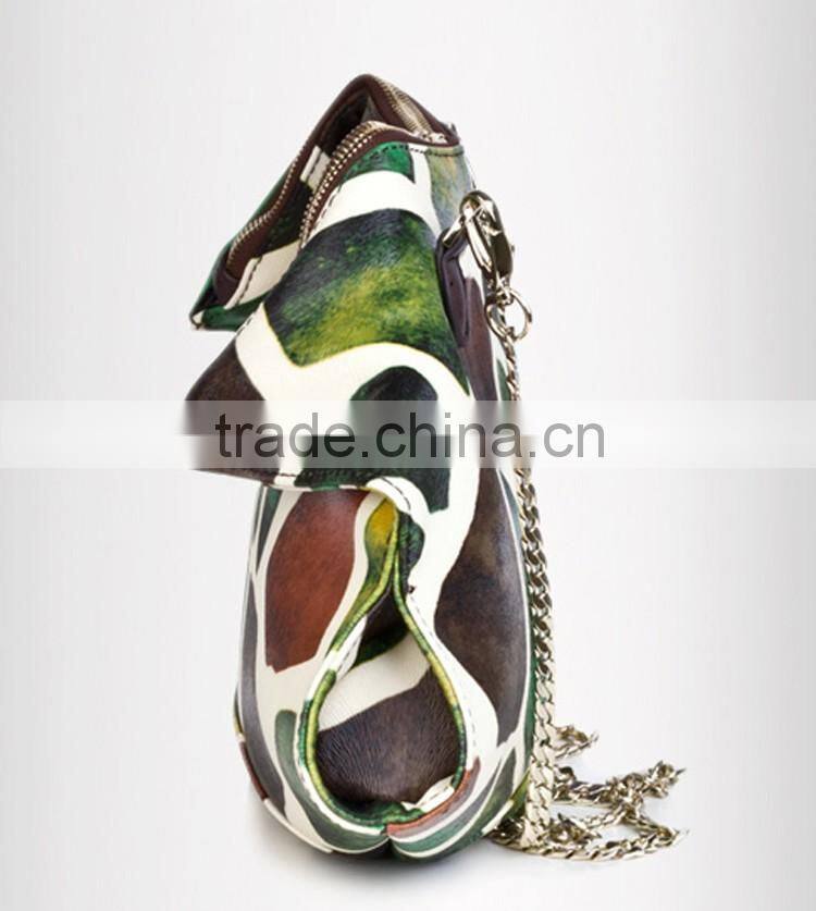 Fahionable giraffe pattern leather make up bag and ladies clutch bag