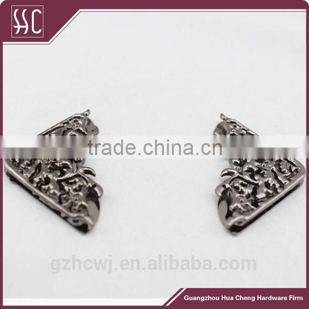 fashion metal western style bag corner popular handbag hardware corner