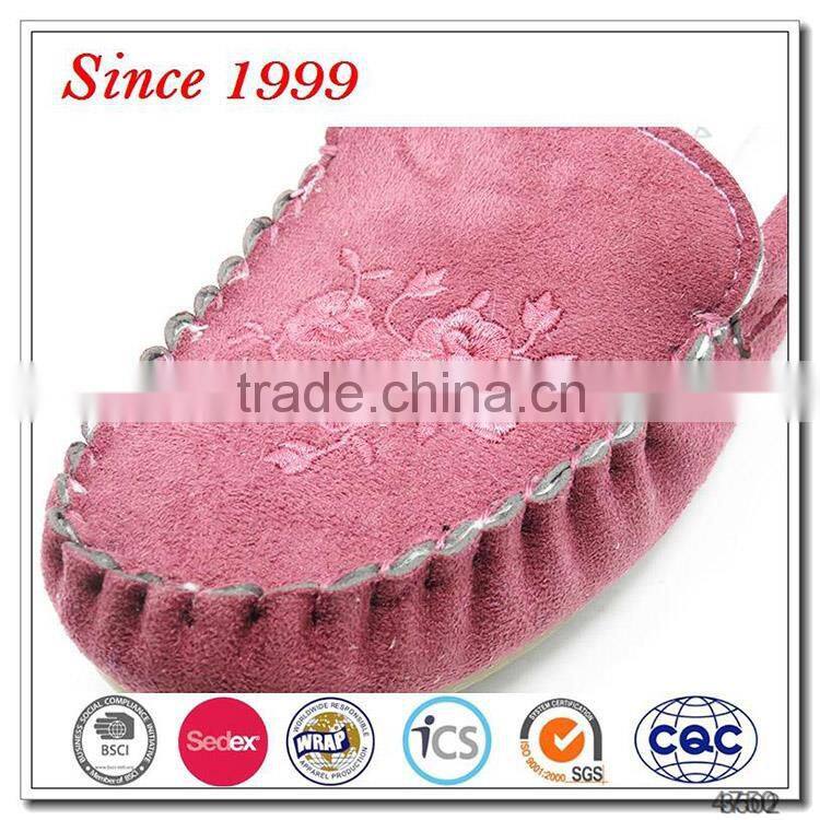2016 red soft ladies moccasin shoes from china