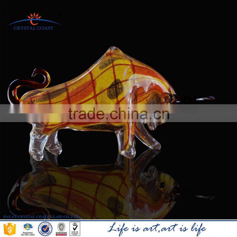 bulk decorative modern hand made life size glass bull statue sculpture for gift sale