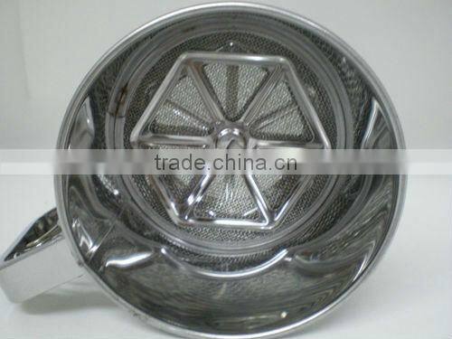 Stainless Steel Spring-Action Flour Sifter