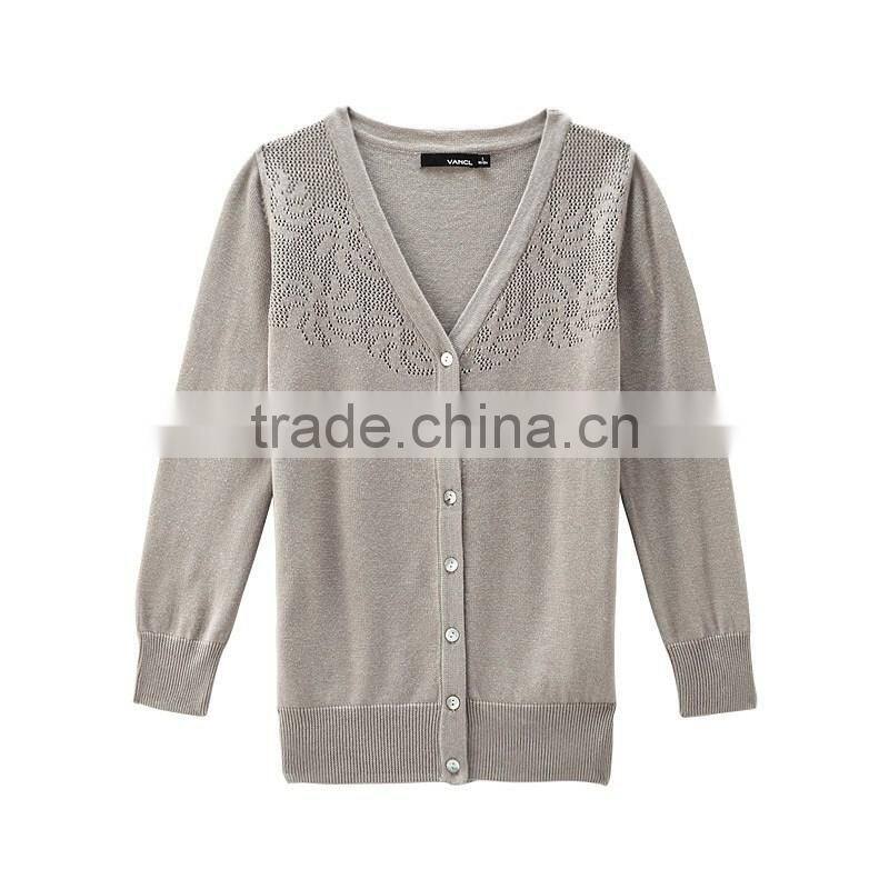 Latest New Design Handmade Woman Sweater for V Neck