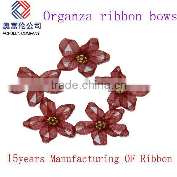 Red mettlic ribbon bows