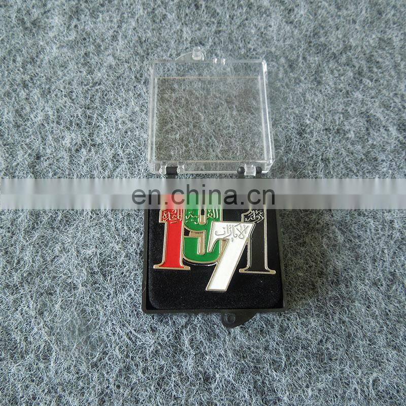 2017 UAE new design customized metal UAE flag pin badge for 46th UAE national day