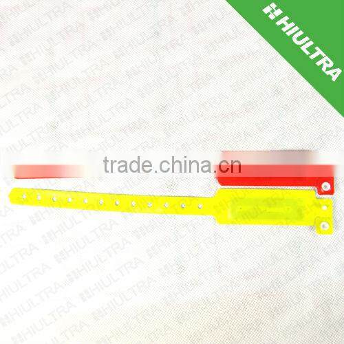 Printing UHF EPC Gen2 One-time Tyvek wristbands for event
