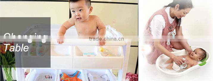 Indoor Bathroom Application 0-36 Months Recommedned PP Plastic Baby Changing Table