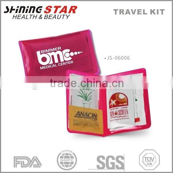 2015 new design travel kit with lipbalm and hand sanitizer gel