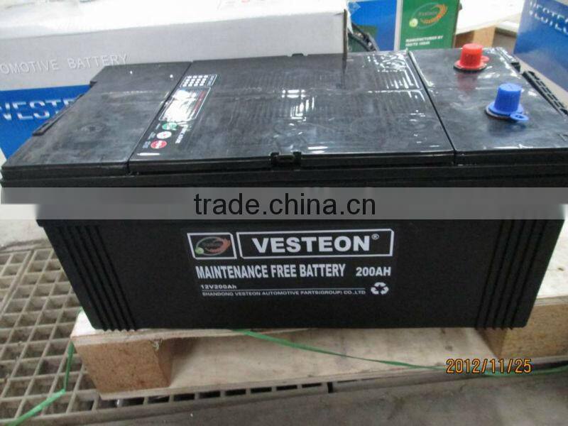 Dry charged auto battery (dry battery )