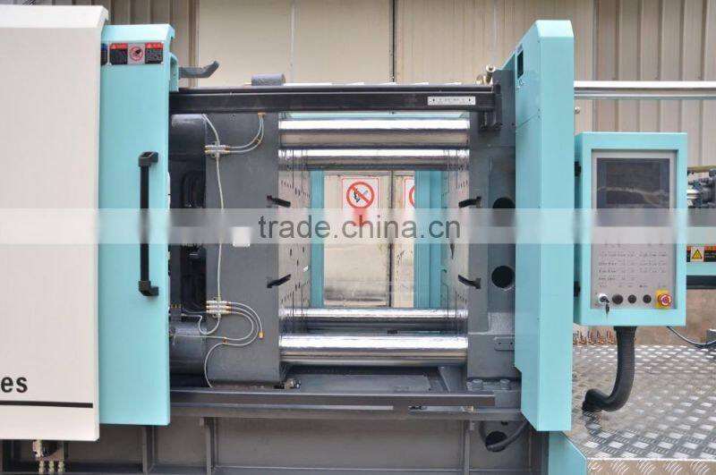 320Ton Servo Motor Plastic Fruit Box Making Machine / Injection Molding Machine