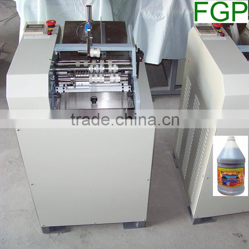 Hot melt glue metal, plastic, glass container labeling machine