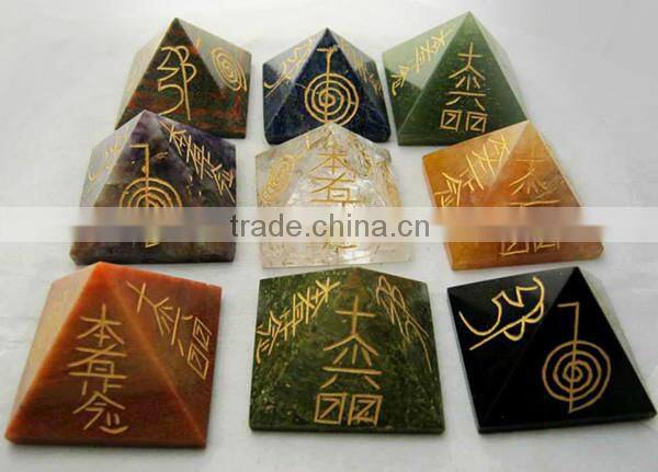 Mix Agate Reiki Pyramids