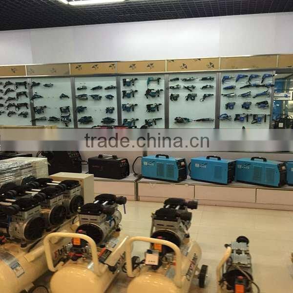 Automatic Biscuit Bread Cake Packaging Machine Price Pouch Packing Machine