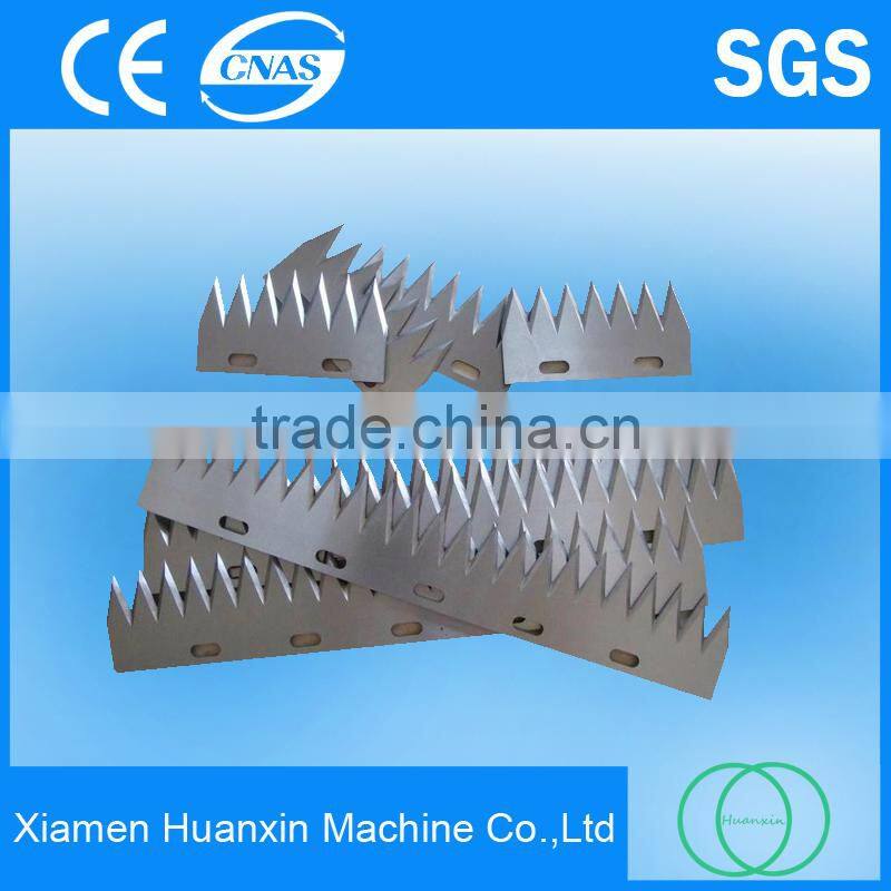 Tungsten carbide toothed blade for packaging