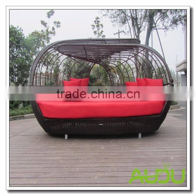 Audu unique weave outside round rattan outdoor bed