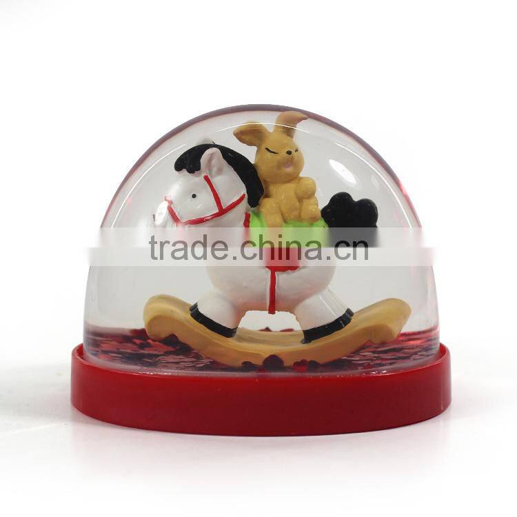 2015 custom plastic snowball with resin figurine