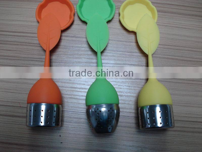 Stainless Steel Tea Infuser Strainer with Green Silicone Leaf Lid