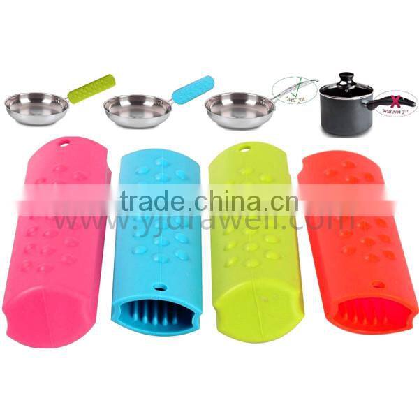 SE-1500 Heat Resistant silicone pan handle covers