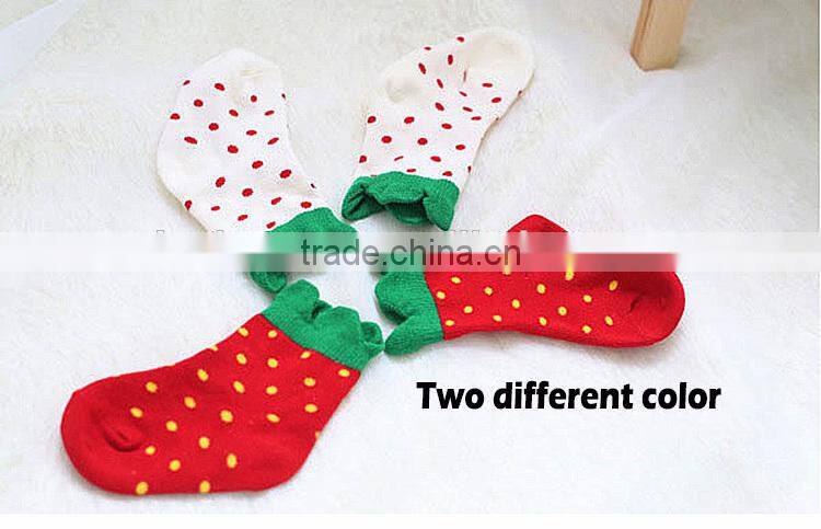 3D jacquard strawberry cotton newborn baby girl socks