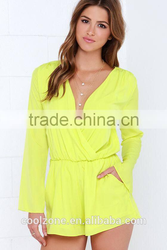 2015 hot selling cute lady long sleeve mooning women playsuit