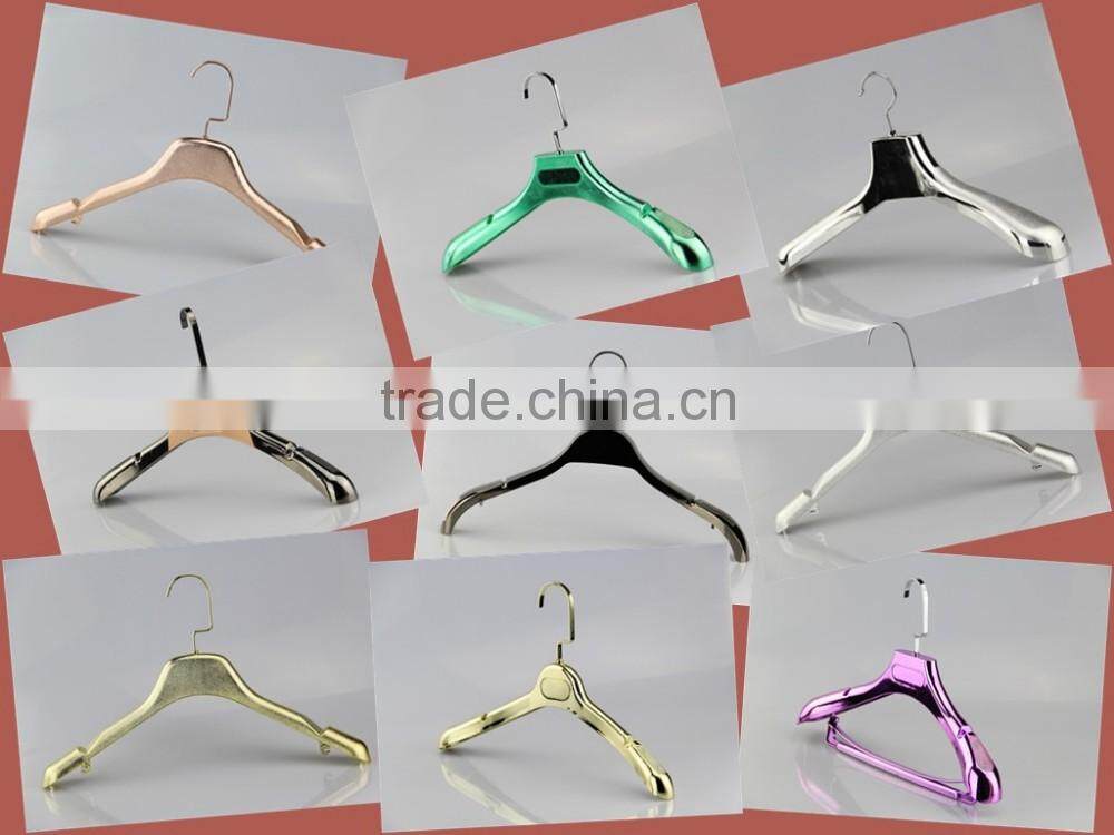 HA7035 same style top and bottom hanger rubber coated plstic hanger