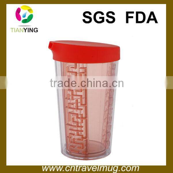 320ML plastic funny labyrinth mug with stainless steel ball