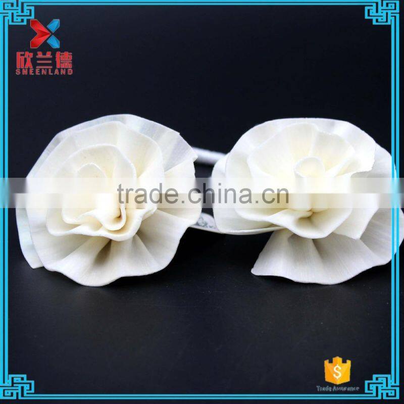 China manufacturer 6cm cockscomb sola flower in car for air freshener