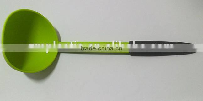 2015 Popular Sale Kitchen Utensil Nylon Cooking Spoon/ High Quality Nylon Soup Ladle