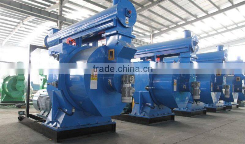 Compress wood waste into pellets with pellet press machines of ring die
