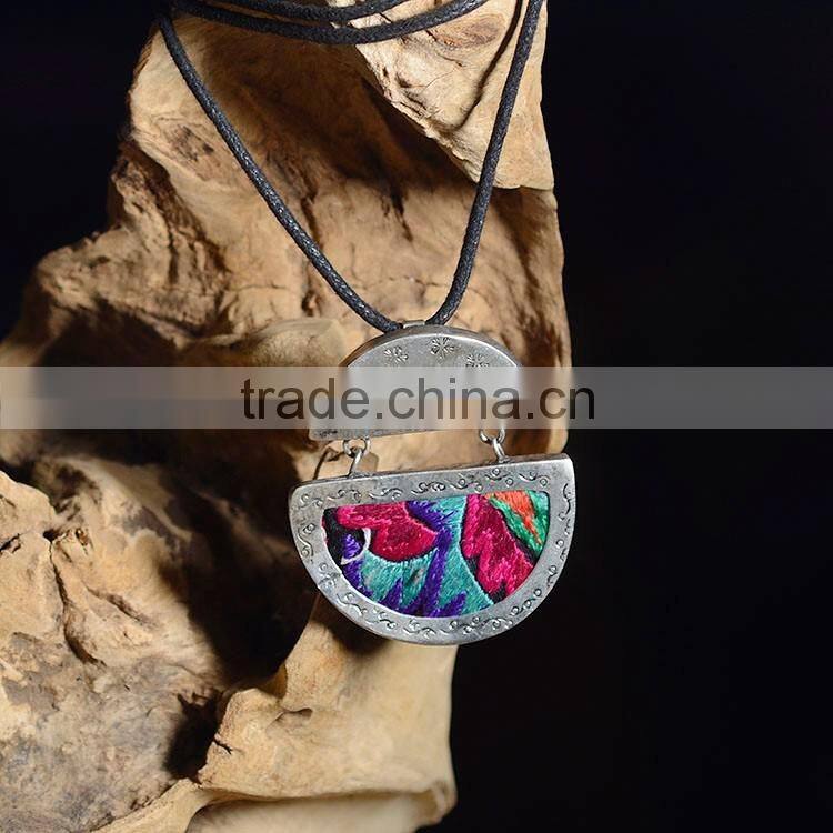 Fashion pendant necklace jewelry embroidery miao necklace used for women clothing
