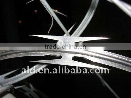 high quality low carbon galvanized barbed wire (manufactirer)