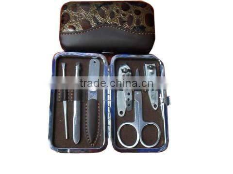 Supply nail clippers makeup set