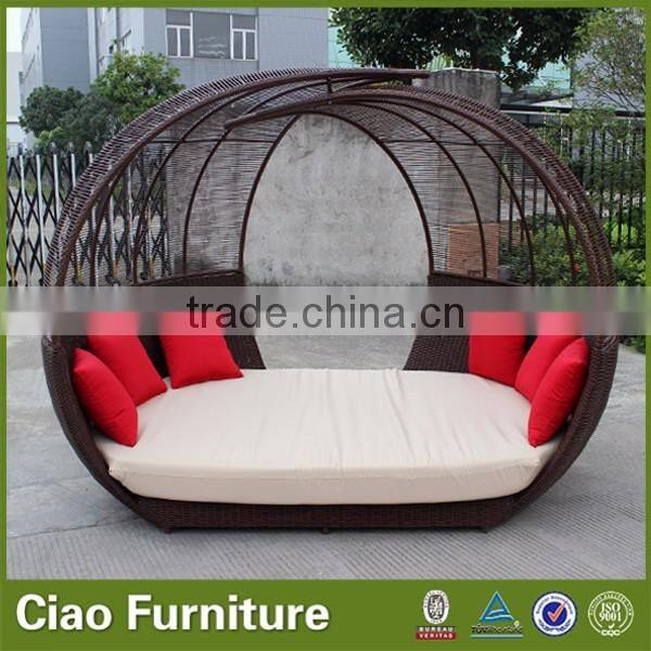 Rattan furniture bamboo daybed / wicker sunbed with canopy