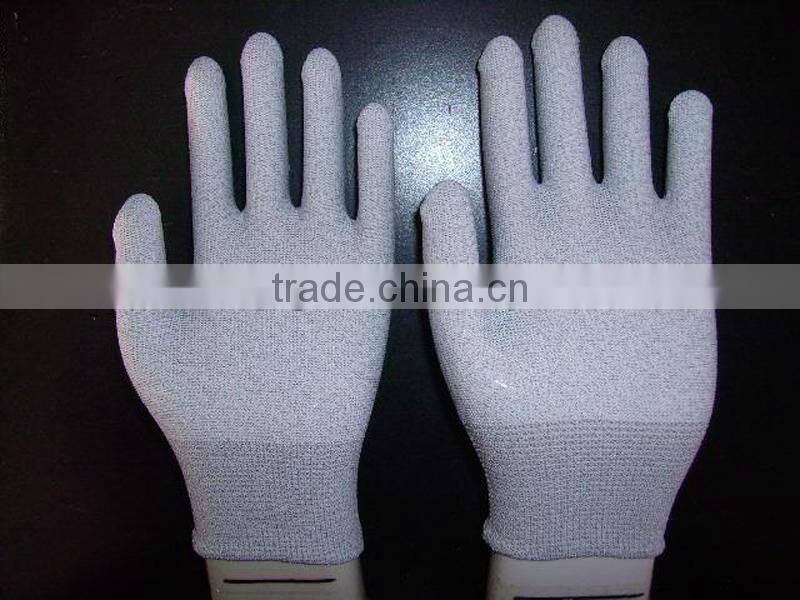 Polyurethane fingertips coated nylon gloves