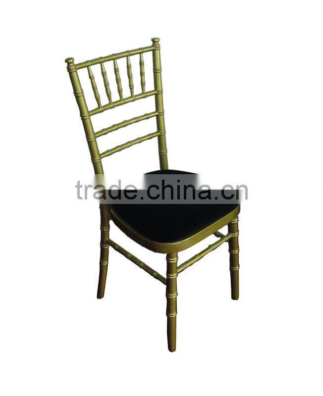 export solid wood chiavari chair with strong structure from factory